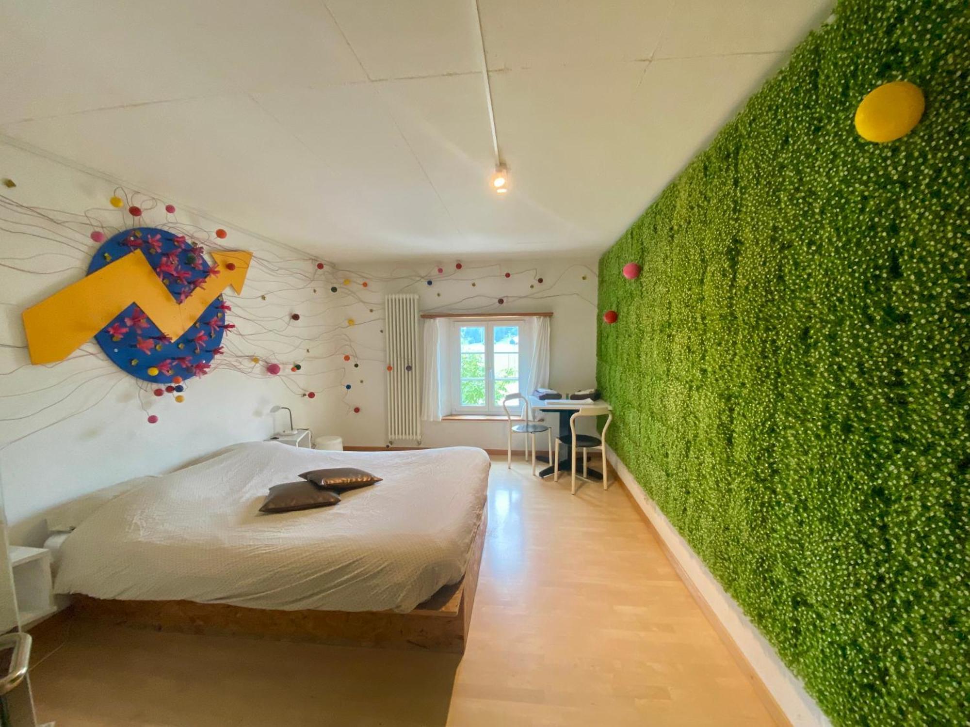 Cafe Du Soleil Hotel Saignelegier Ngoại thất bức ảnh